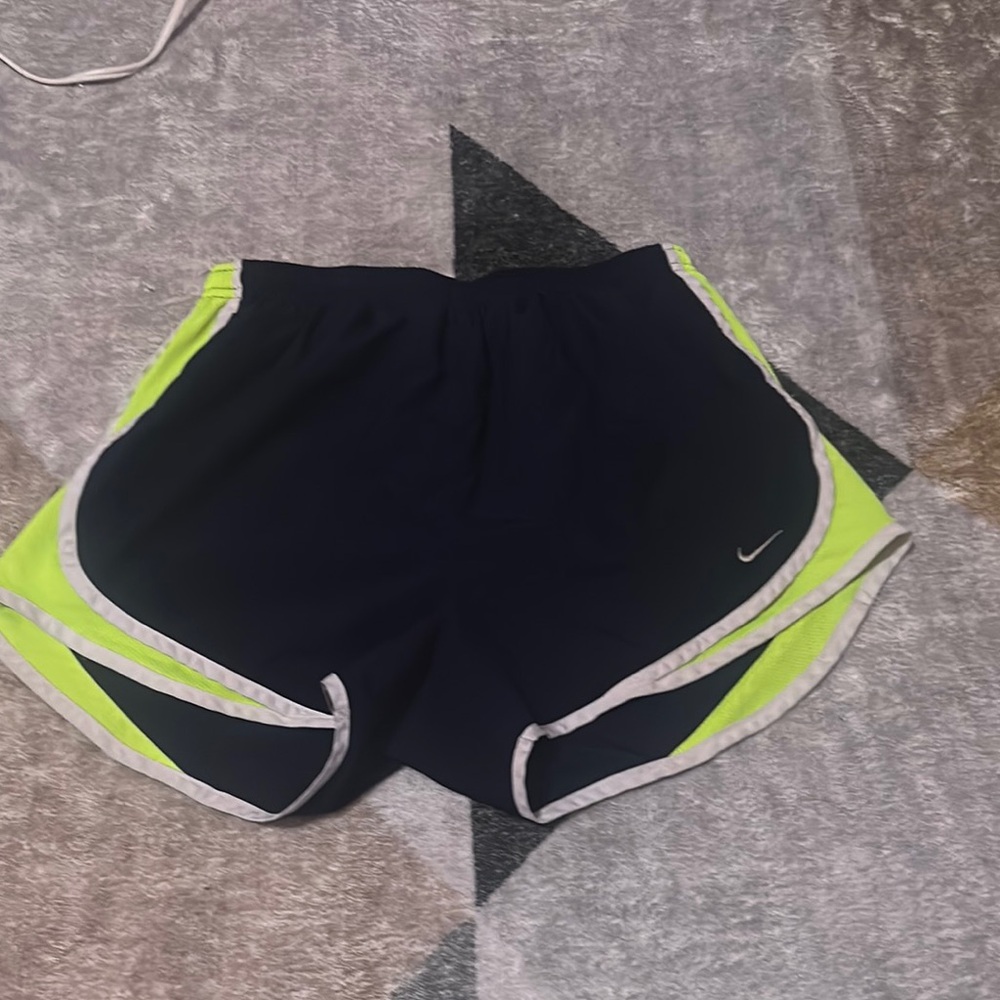 Nike Black and Green Athletic Shorts Lightweight Design
